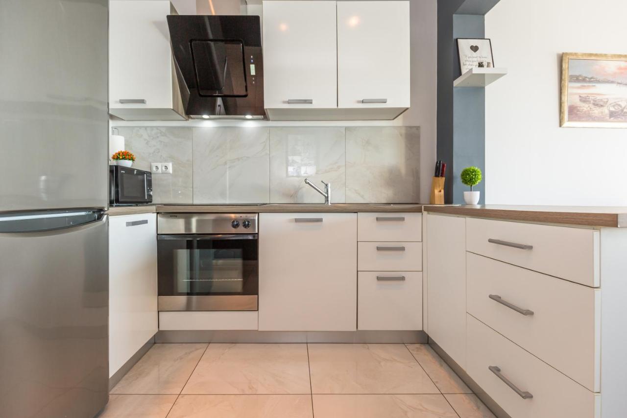 Modern Apartment Omis Exterior photo