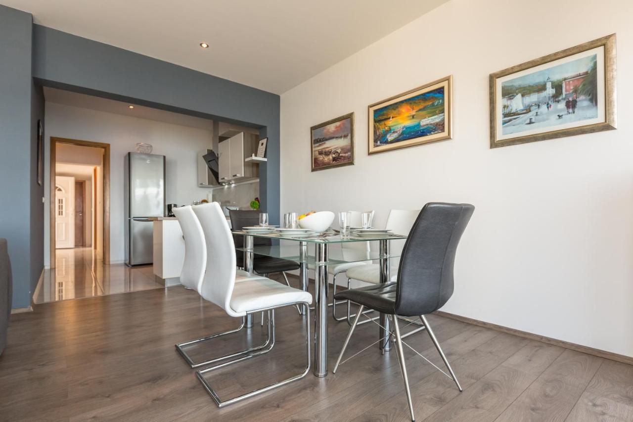 Modern Apartment Omis Exterior photo